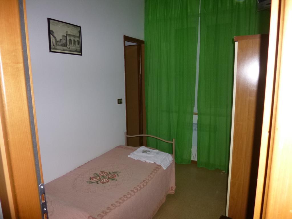 Consul Hotel Rimini Oda fotoğraf
